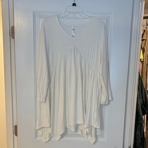 White Mark Top